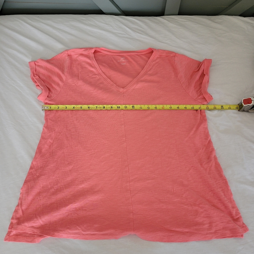 J. Jill Coral Pink Short Sleeve V-Neck Tee - runs large (XL)